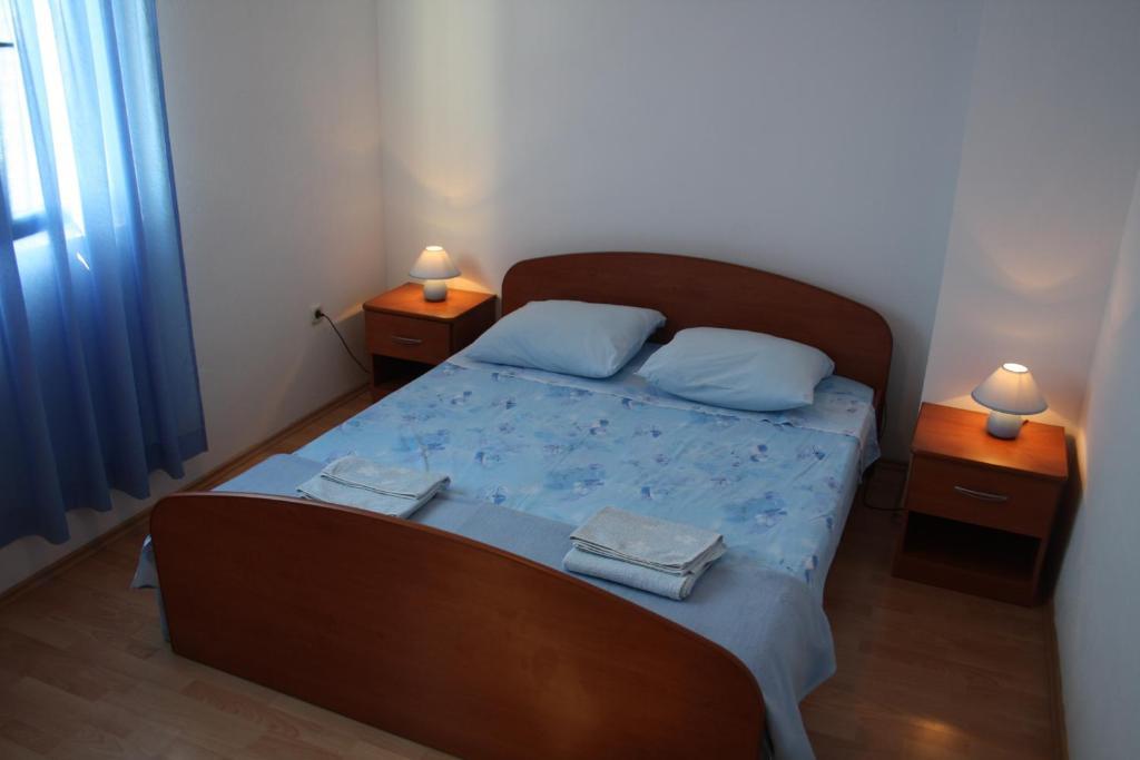 Apartments Leo เพทรอซาเน ภายนอก รูปภาพ